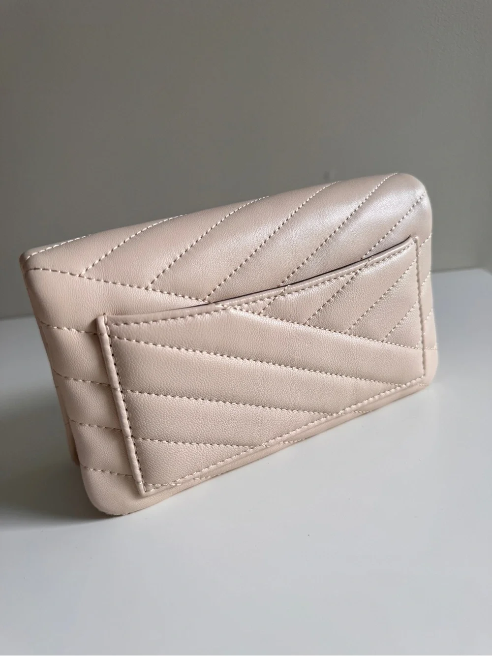 Tory Burch Kira Quilted Leather crossbody Cream